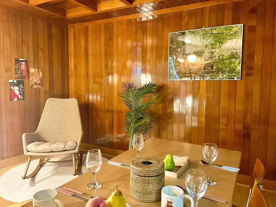 Cozyhouse Apartment Busan 0*,  South Korea